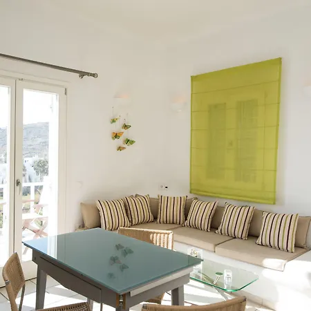 Nireas Platys Gialos (Mykonos)