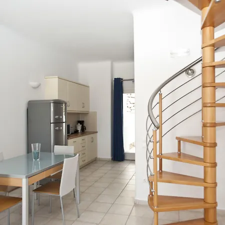 Nireas Platys Gialos (Mykonos)