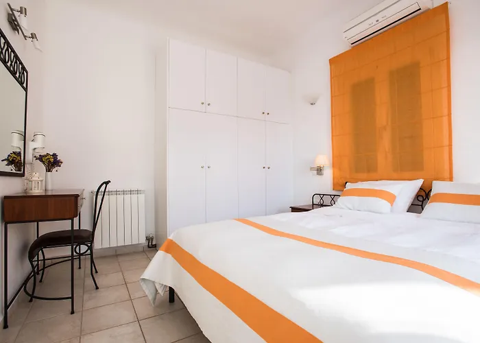 Nireas Platys Gialos (Mykonos)