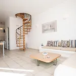 Apartamento Nireas