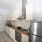 Nireas Apartman *